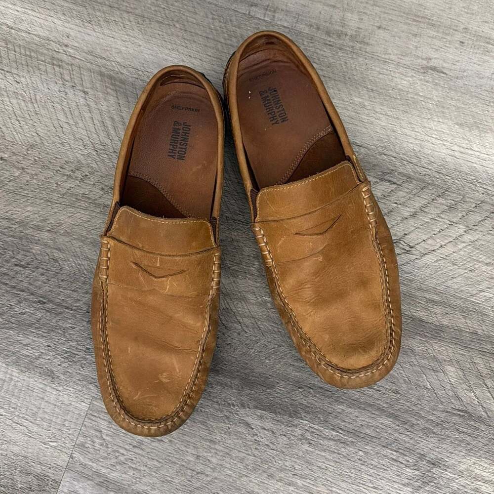 Johnston & Murphy Men's Sheepskin Leather Penny Driver Loafers in Tan